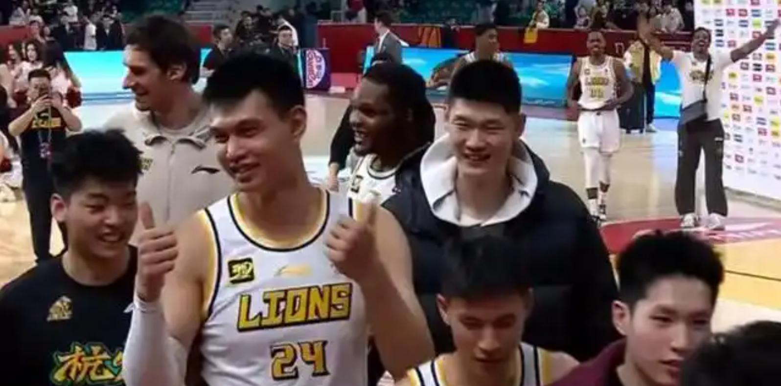 关键时刻CBA常规赛焦点战,亚特兰大强势反弹,球迷炸锅,团队化学反应显著的简单介绍-开云体育服务