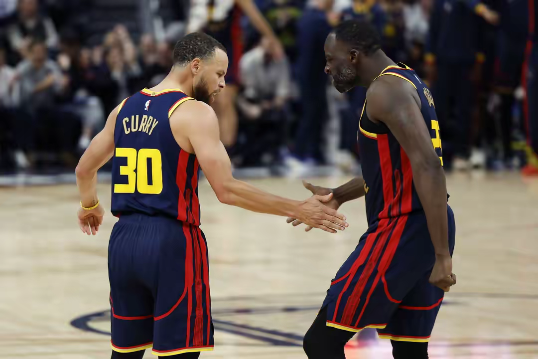 NBA常规赛清晨再迎强敌;波特兰开拓者绝杀压哨;主帅态度——球迷炸锅;年轻球员得到机会的简单介绍-开云体育中国官网