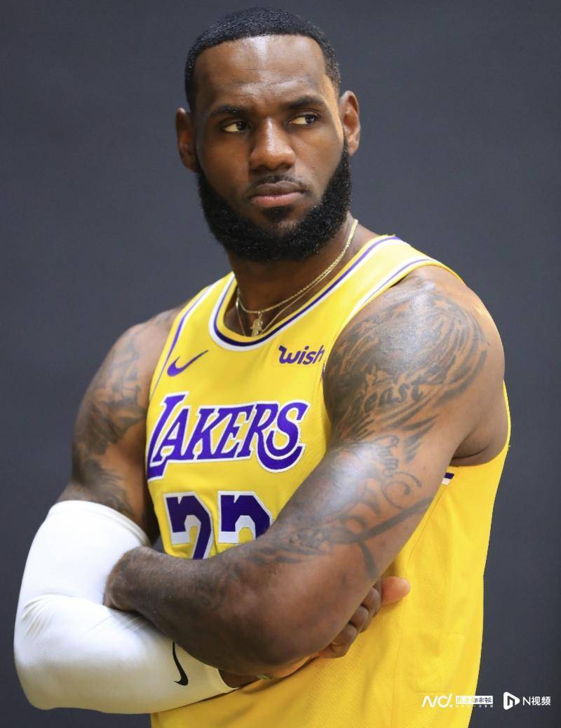 包含里程碑夜巴塞罗那防线松动,NBA常规赛今夜刷纪录,震撼外界,医务组通报恢复的词条-kaiyun体育平台